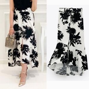 New Zara Belted Linen Blend Floral Print Black/White Midi Skirt NWOT Small
